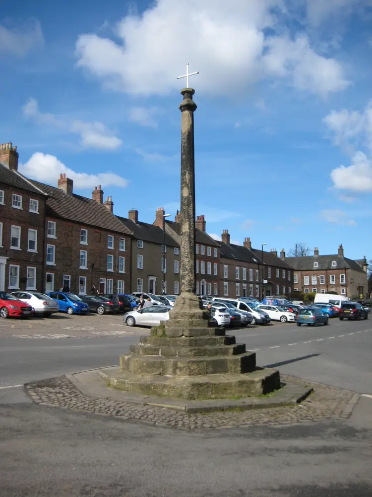 Foto de Cruz del mercado - Historic England / Mike Rayner