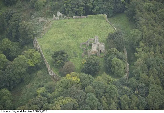 Foto de Old Mulgrave Castle - Historic England / Historic England Archive