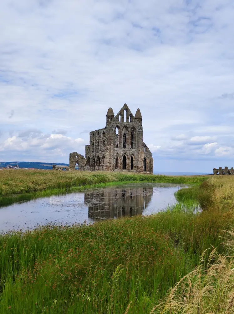 Photo de Abbaye de Whitby (ruines) - Historic England