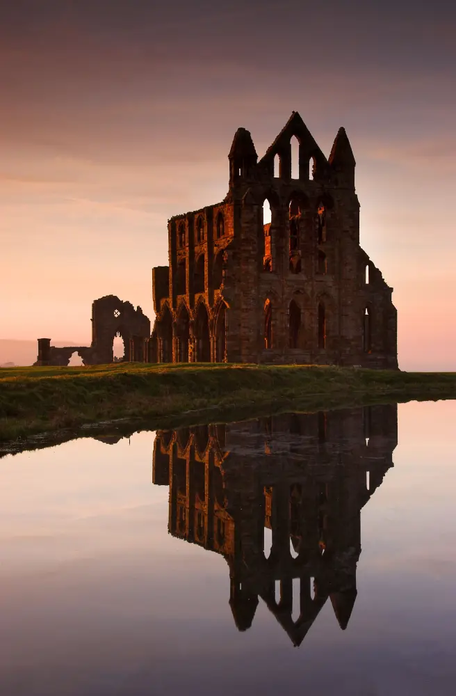 Photo de Abbaye de Whitby (ruines) - Historic England