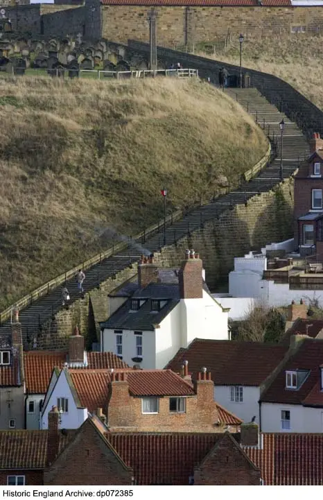 Photo de Les escaliers de l'église - Historic England