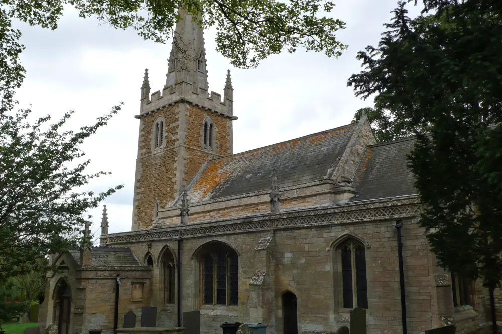 Foto de Iglesia de San Nicolás - Historic England / Yvonne Parker