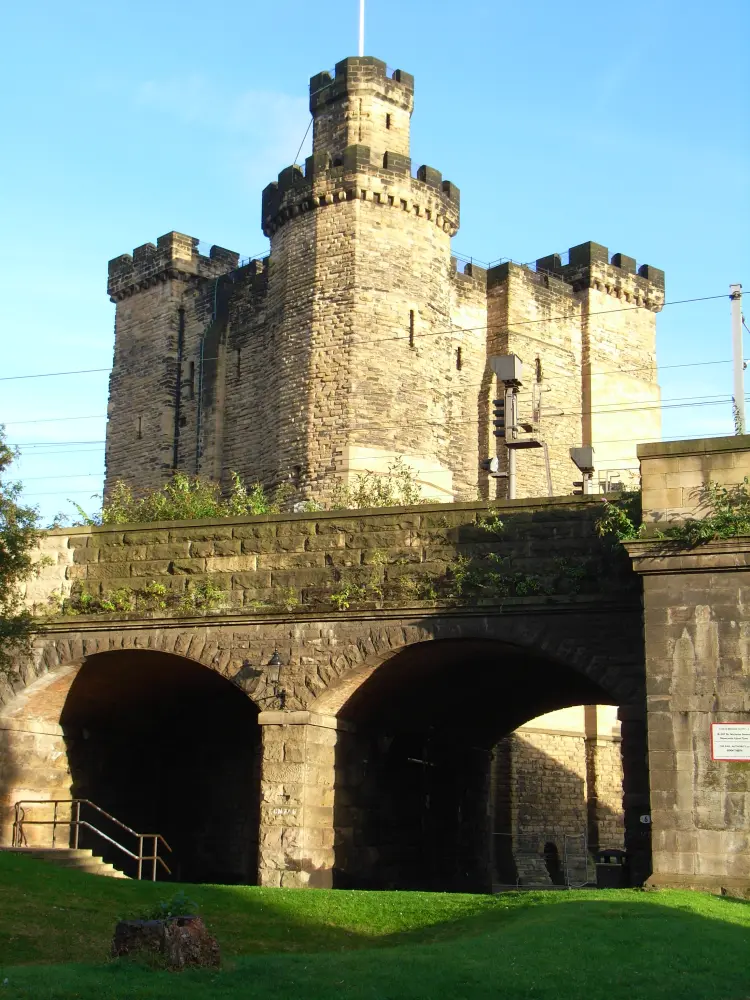 Photo de Le gardien - Historic England