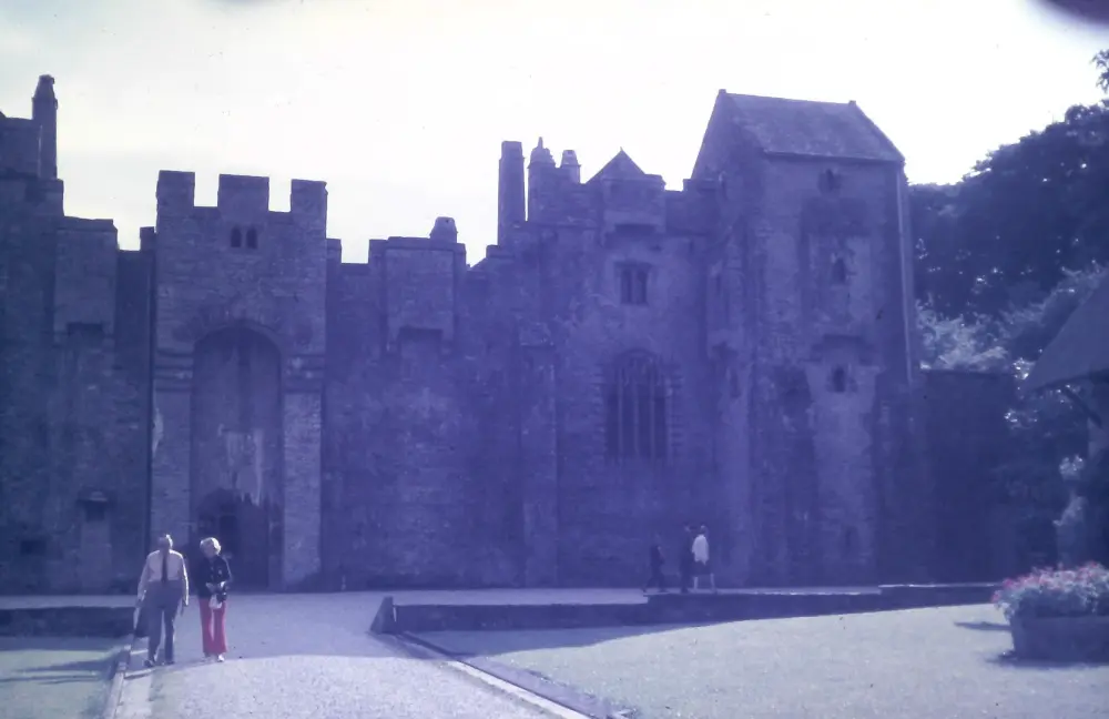 Foto de Castillo de Compton - Historic England