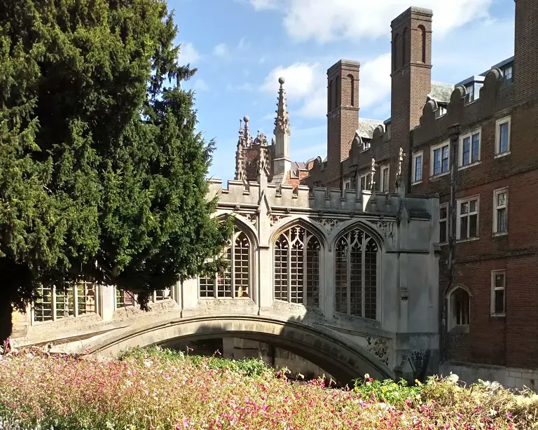 Foto de St John's College, nuevo puente - Historic England