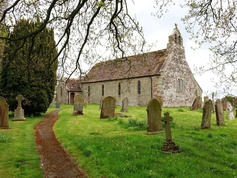Foto de Iglesia de San Andrés - Historic England