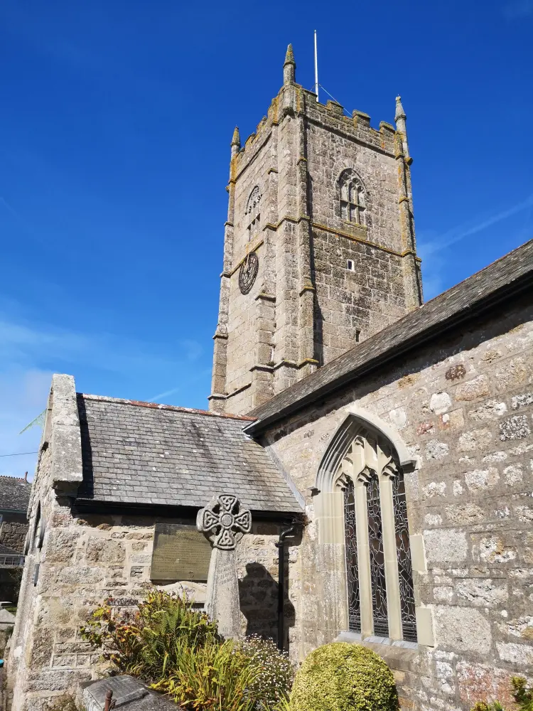 Foto de Iglesia de Pol de León - Historic England