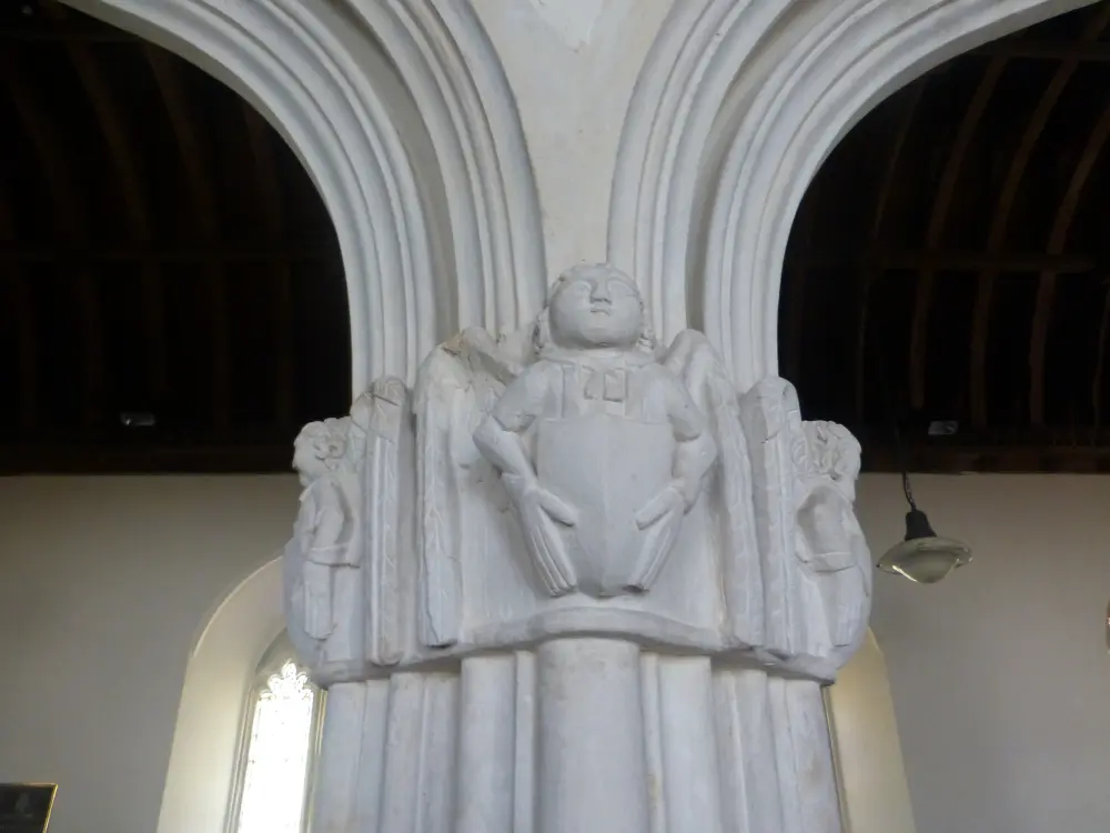 Foto de Iglesia parroquial de San Miguel y todos los ángeles - Historic England