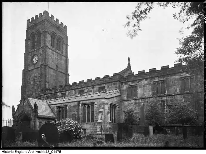 Foto de Iglesia de San Lorenzo - Historic England / Historic England Archive