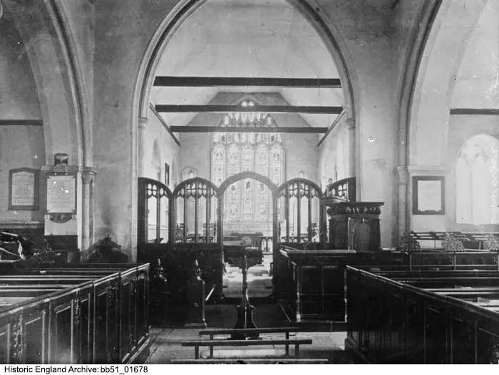 Foto de Iglesia de San Esteban - Historic England / Historic England Archive