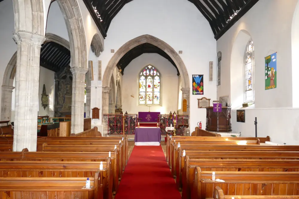 Foto de Iglesia de San Pedro y San Pablo - Historic England / John Thorne