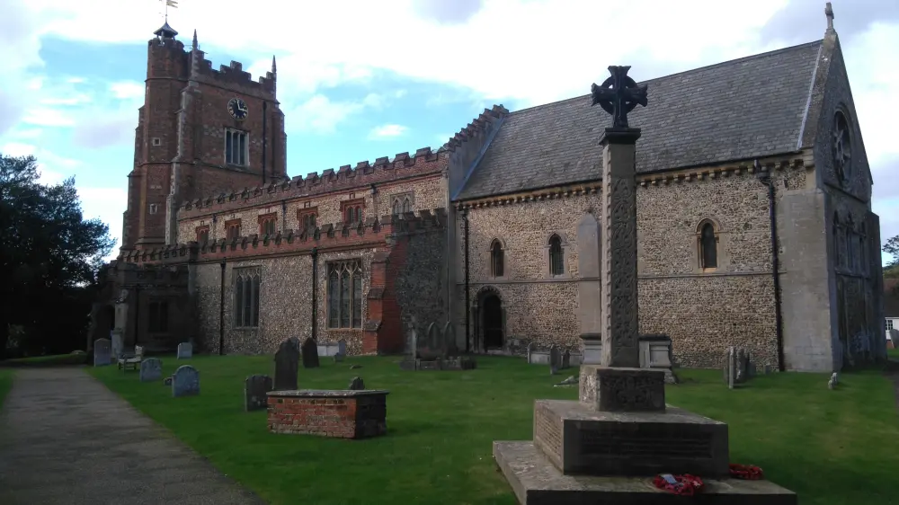 Foto de Iglesia de San Nicolás - Historic England