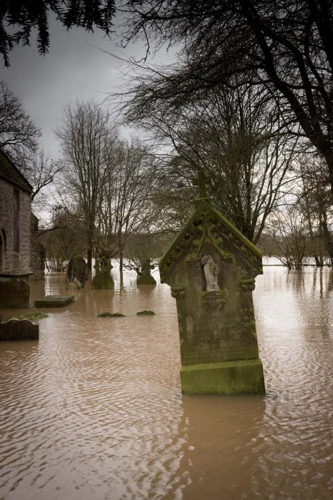 Foto de Iglesia de St Andrew y St Bartholomew - Historic England
