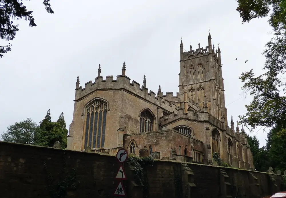 Photo de Église de St James - Historic England