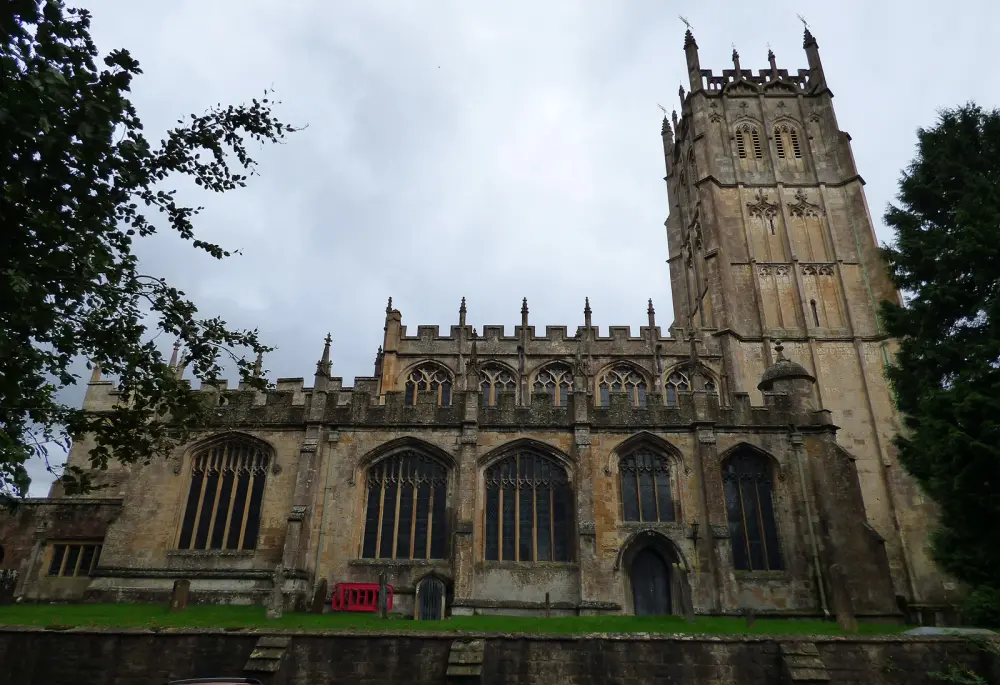 Photo de Église de St James - Historic England