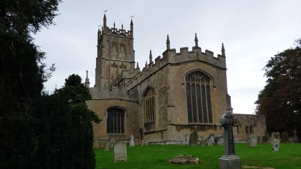 Photo de Église de St James - Historic England