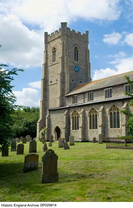 Foto de Iglesia de St. James - Historic England / Historic England Archive