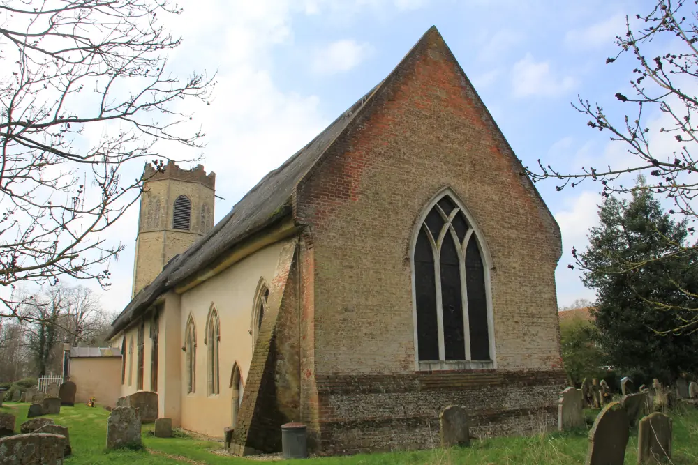 Foto de Iglesia de todos los santos - Historic England
