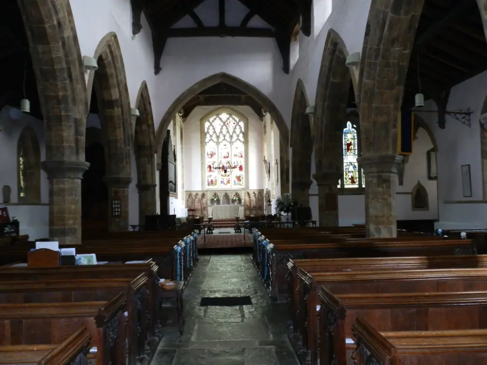Foto de Iglesia de la Santa Cruz - Historic England
