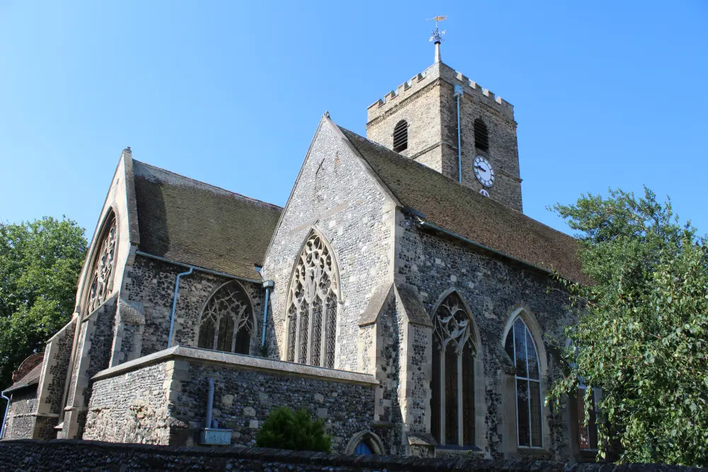 Foto de Iglesia de San Pedro - Historic England