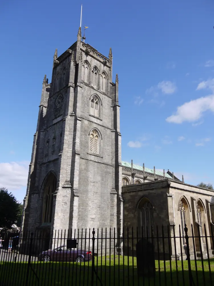 Foto de Iglesia de San Pedro y San Pablo - Historic England / David Lovell