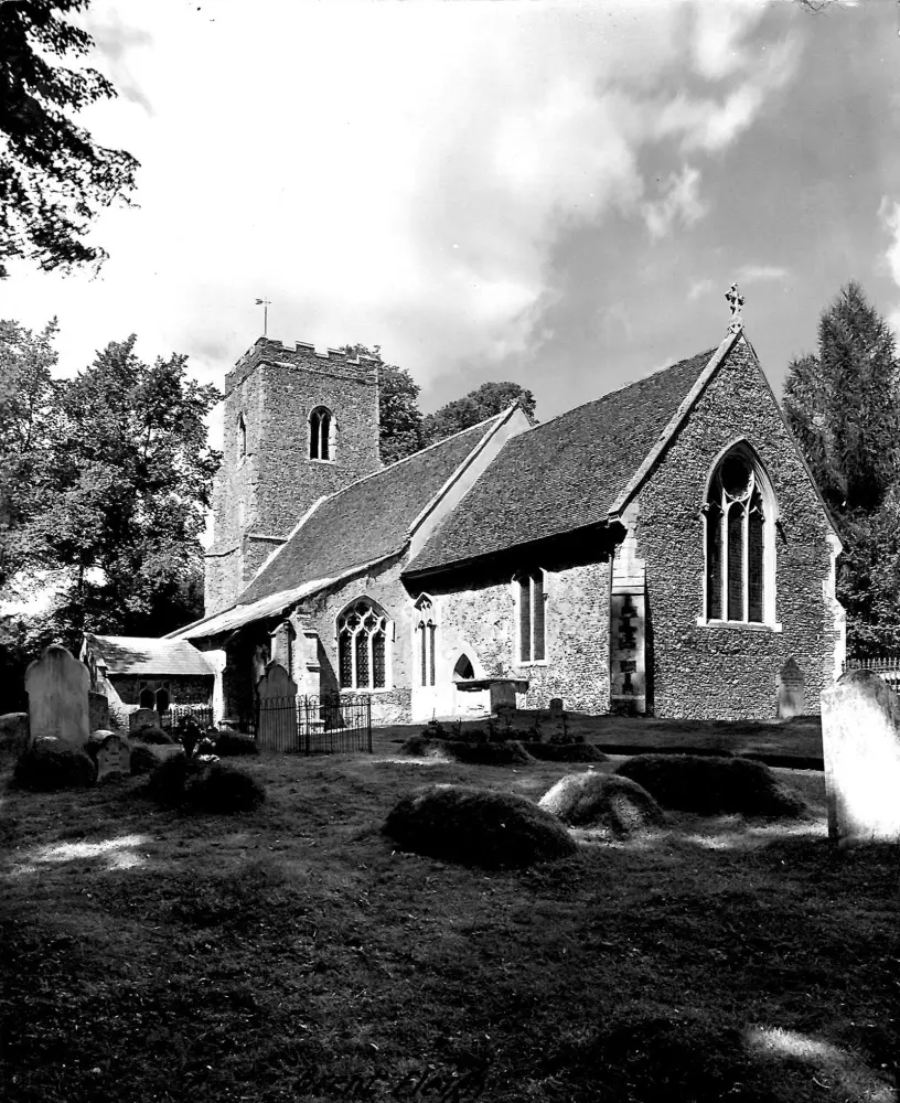 Foto von Kirche von St. Mary die Jungfrau - Historic England