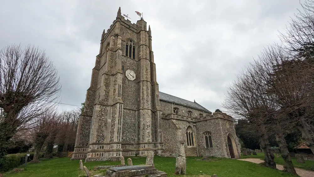 Foto von Kirche von St. Peter - Historic England