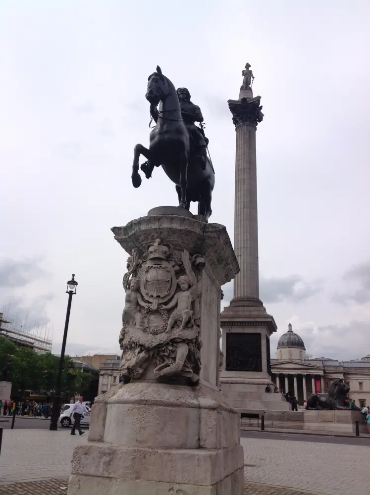 Foto de Estatua de Charles I - Historic England / David Lovell