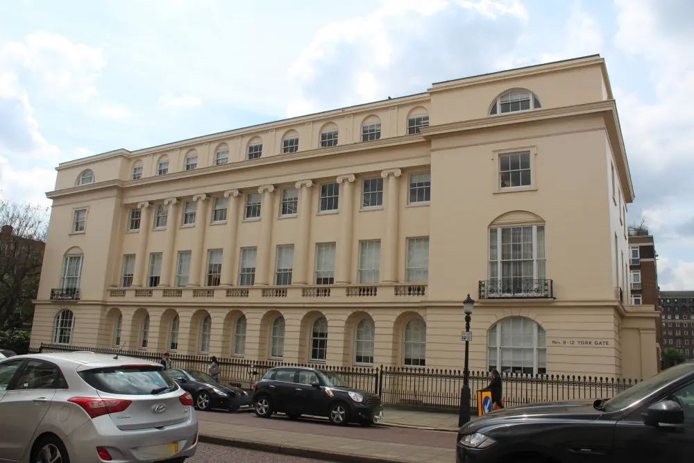 Foto de 8-12, York Gate NW1 (ver detalles para obtener información adicional de las direcciones) - Historic England / David Lovell