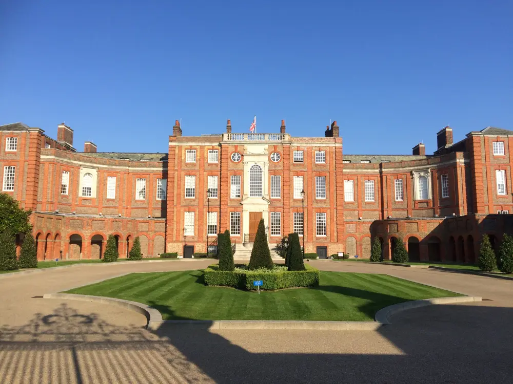 Foto de Roehampton House (en el Hospital Queen Mary's) - Historic England