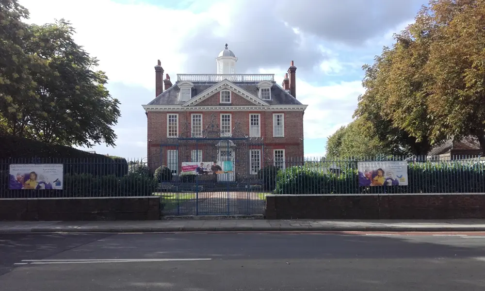 Foto de Casa de águila - Historic England
