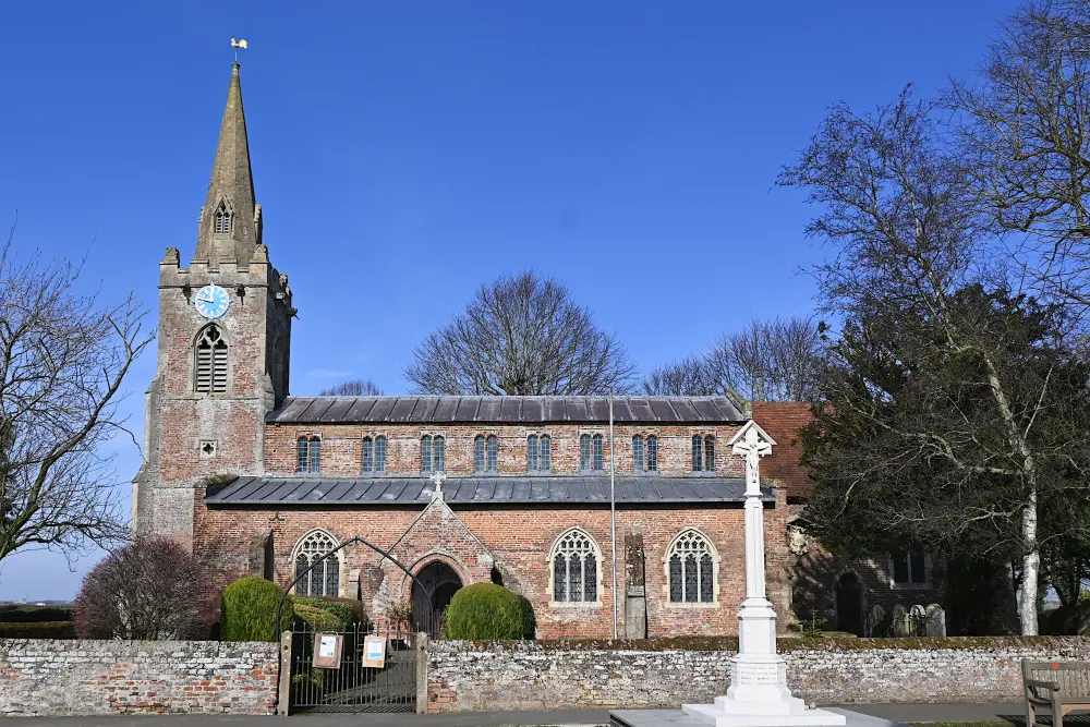 Foto de Iglesia de San Nicolás - Historic England
