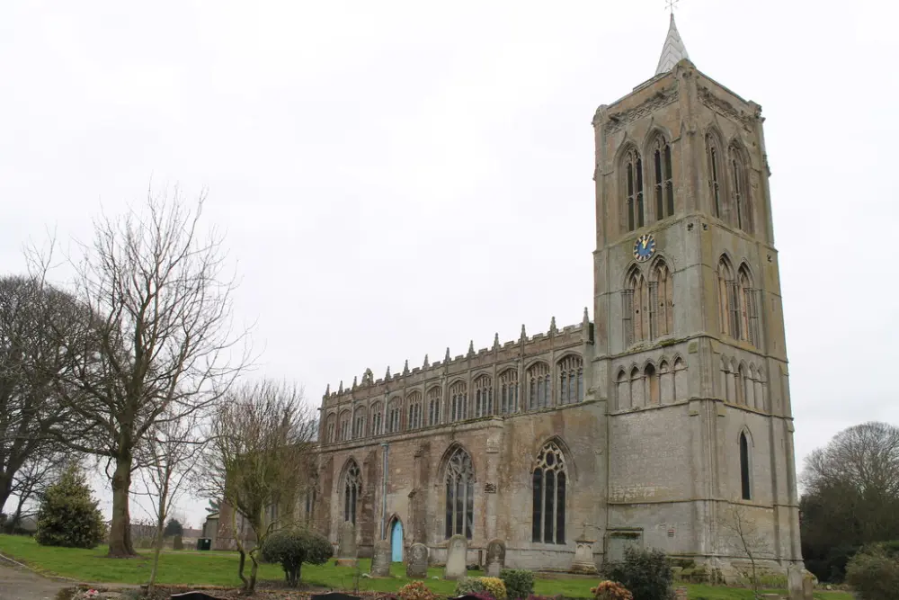 Foto de Iglesia de Santa María Magdalene - Historic England
