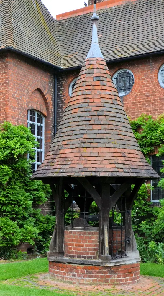 Foto de Bueno, dirígete al sureste de la casa roja - Historic England
