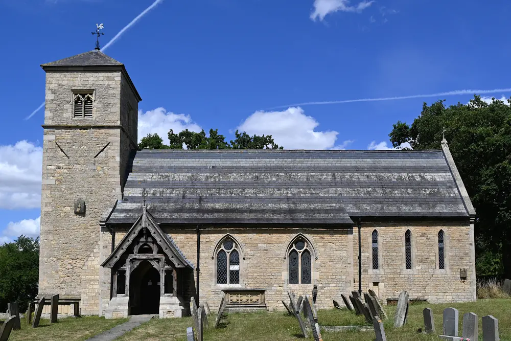 Foto de Iglesia de San Juan Bautista y Monson Mausoleum - Historic England / Dean Bird