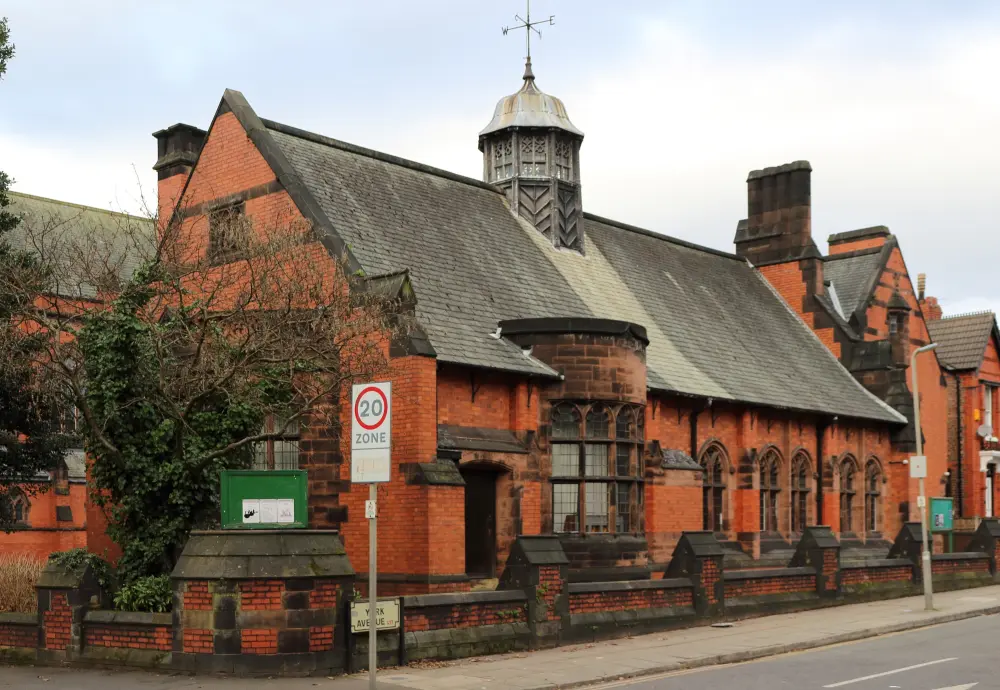 Foto de Ullet Road Unitarian Church Hall - Historic England