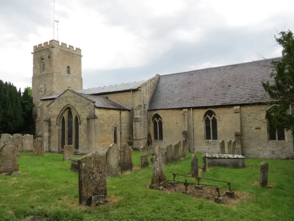 Foto de Iglesia de St. James - Historic England