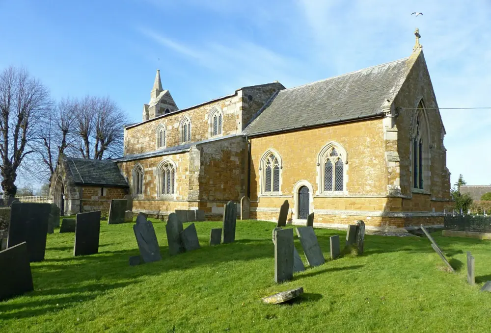 Foto de Iglesia de St. James - Historic England / Alan Murray-Rust