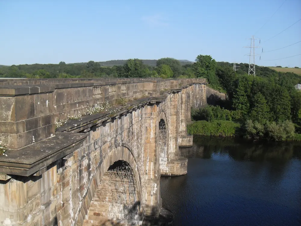 Photo de Aqueduc Lancaster Canal Lune - Historic England