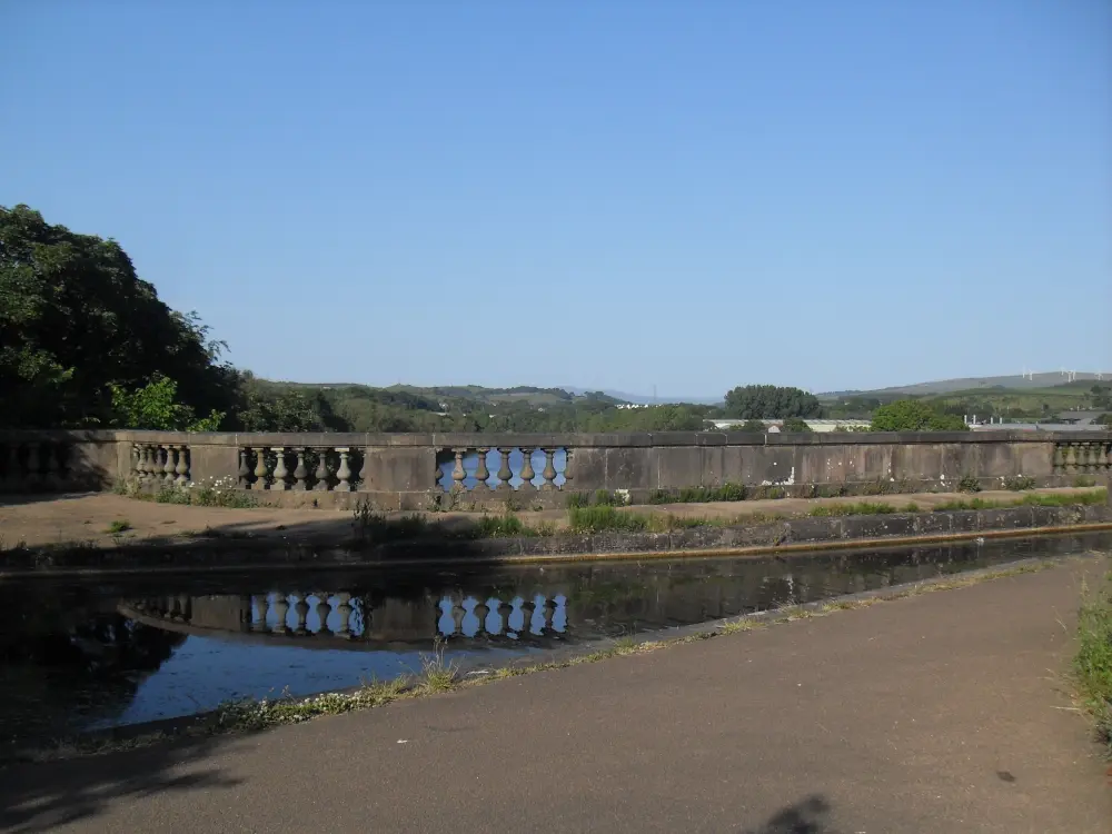 Photo de Aqueduc Lancaster Canal Lune - Historic England