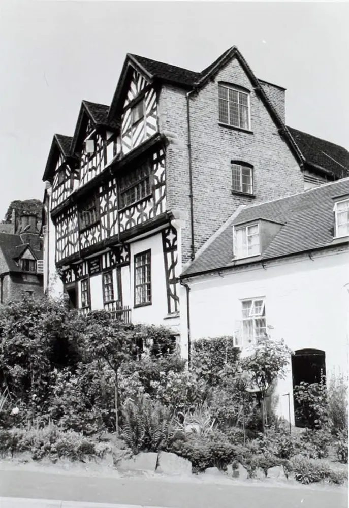 Photo de La maison de l'évêque Percy - Historic England