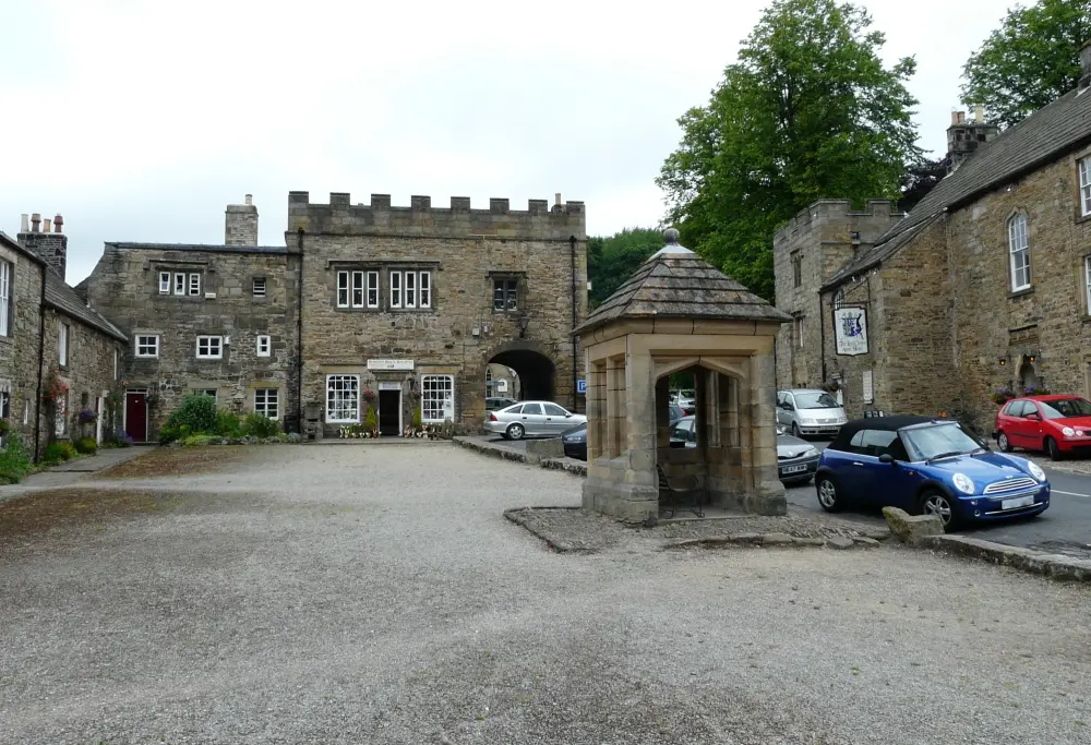 Foto de Casa adyacente a Abbey Gatehouse - Historic England / P Hampel