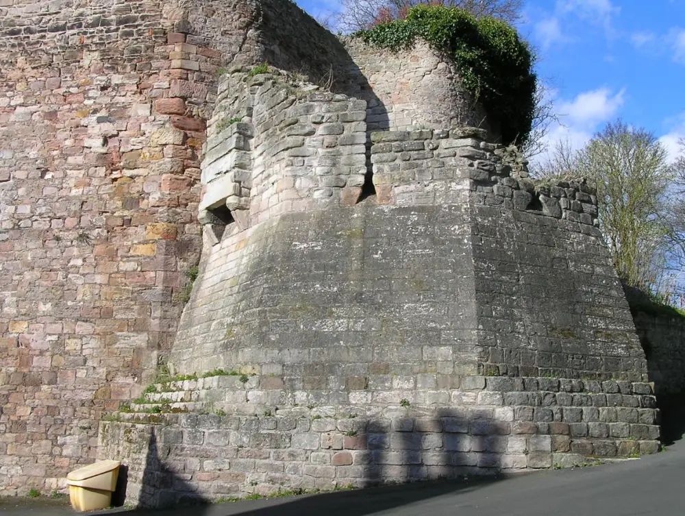 Foto de Castillo de Berwick
Ruinas de la torre de agente (parte del castillo de Berwick) - Historic England / Paul Adams