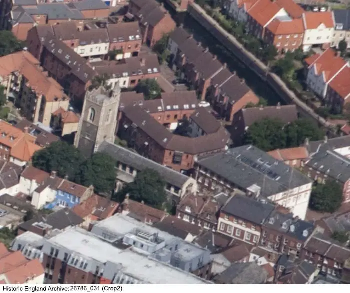 Foto de Iglesia de San Lorenzo - Historic England / Historic England Archive