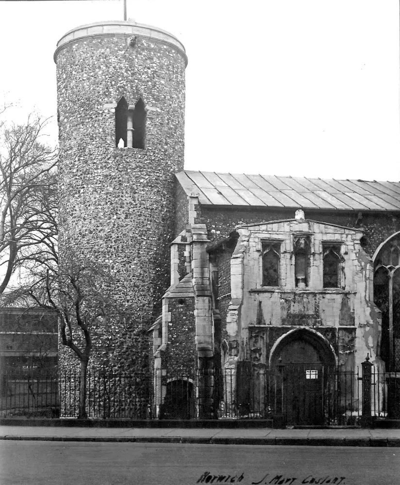 Foto de Iglesia de Santa María - Historic England