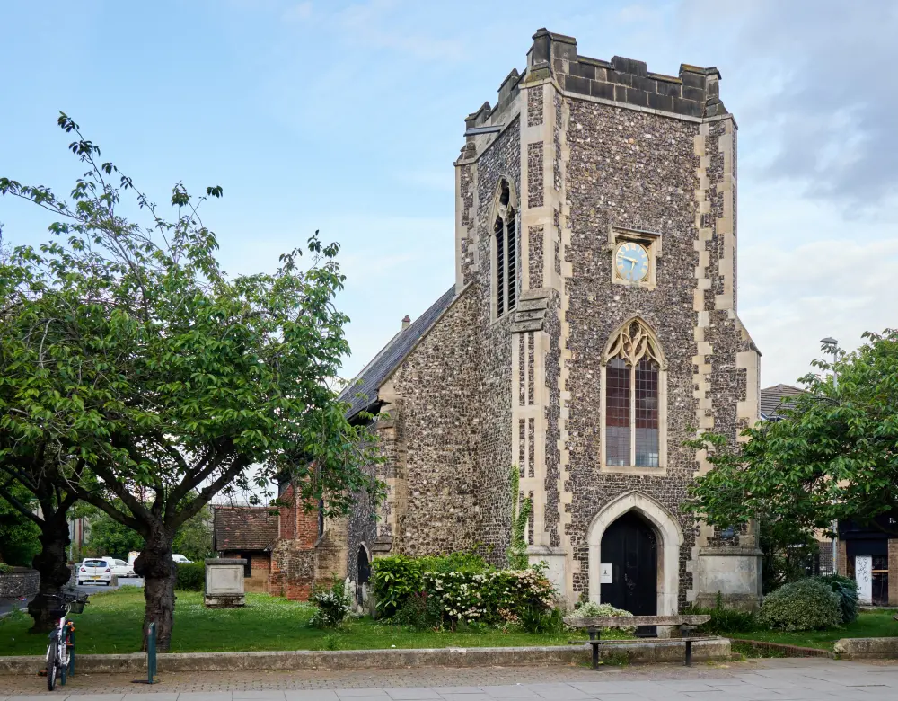 Foto de Ex Iglesia de ST Savior - Historic England / David Edge