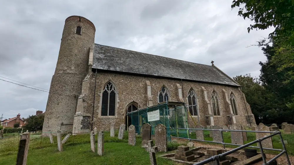 Foto de Iglesia de todos los santos - Historic England / Sandy Gerrard