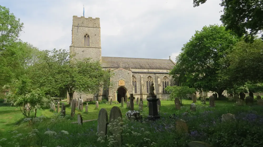 Foto de Iglesia de todos los santos - Historic England / Robert Walton