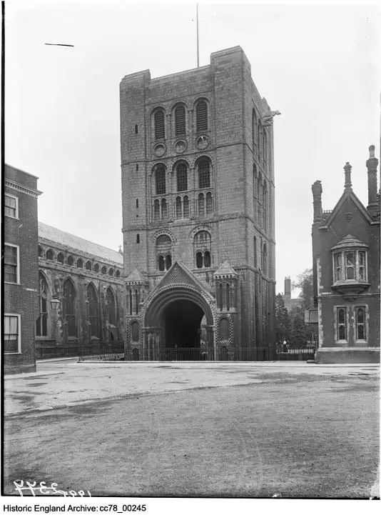 Foto von Norman Turm - Historic England / Historic England Archive