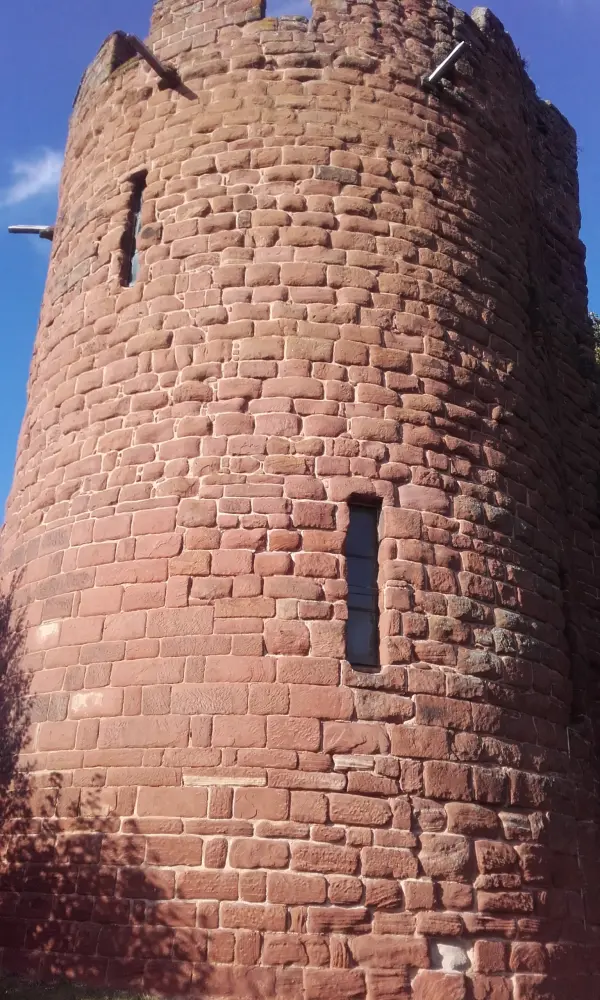 Photo de Mur et château d'eau - Historic England